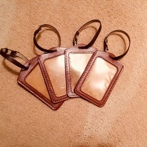 4 luggage tags